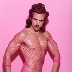 Ascolta Bonavega, guarda video musicali, leggi la biografia, vedi le date del tour & altro!