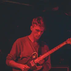 Poslechněte si interpreta Велоcипед до Токио, sledujte hudební videa, přečtěte si životopis, podívejte se na data turné a další informace.