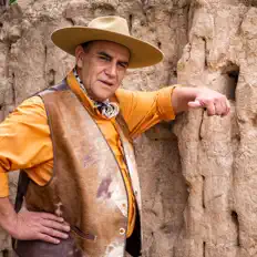 Listen to Chaqueño Palavecino, watch music videos, read bio, see tour dates & more!