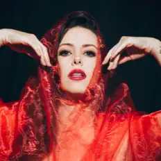 Listen to Yina Rose, watch music videos, read bio, see tour dates & more!