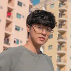 Dengarkan p n v ., tonton video musik, baca bio, lihat tanggal tur & lainnya!