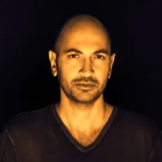 Ascolta Rodge, guarda video musicali, leggi la biografia, vedi le date del tour & altro!