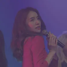 Dengarkan Seol Ha Yoon, tonton video musik, baca bio, lihat tanggal tur & lainnya!
