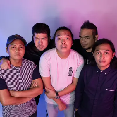 Listen to Banda ni Kleggy, watch music videos, read bio, see tour dates & more!