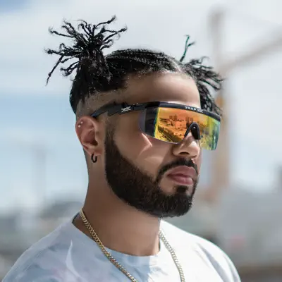 Listen to Many Malon, watch music videos, read bio, see tour dates & more!