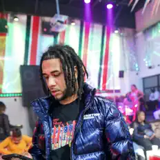 Poslechněte si interpreta Adonis183, sledujte hudební videa, přečtěte si životopis, podívejte se na data turné a další informace.