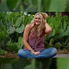 Ascolta Kenna Danielle, guarda video musicali, leggi la biografia, vedi le date del tour & altro!