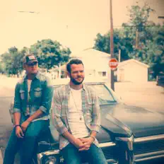 Ascolta Walker McGuire, guarda video musicali, leggi la biografia, vedi le date del tour & altro!