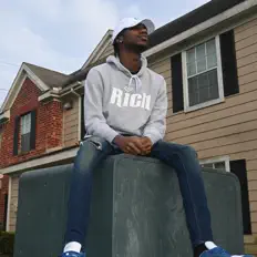 收听 Gee Khaliq、观看音乐视频、阅读小传、查看巡演日期等 ！