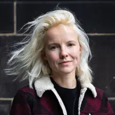 收听 Cécile Coulon、观看音乐视频、阅读小传、查看巡演日期等 ！