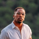 Desmond Dennis