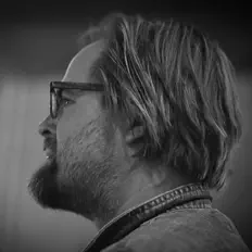 Ascolta Jason Upton, guarda video musicali, leggi la biografia, vedi le date del tour & altro!