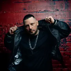 Listen to Bass Sultan Hengzt, watch music videos, read bio, see tour dates & more!