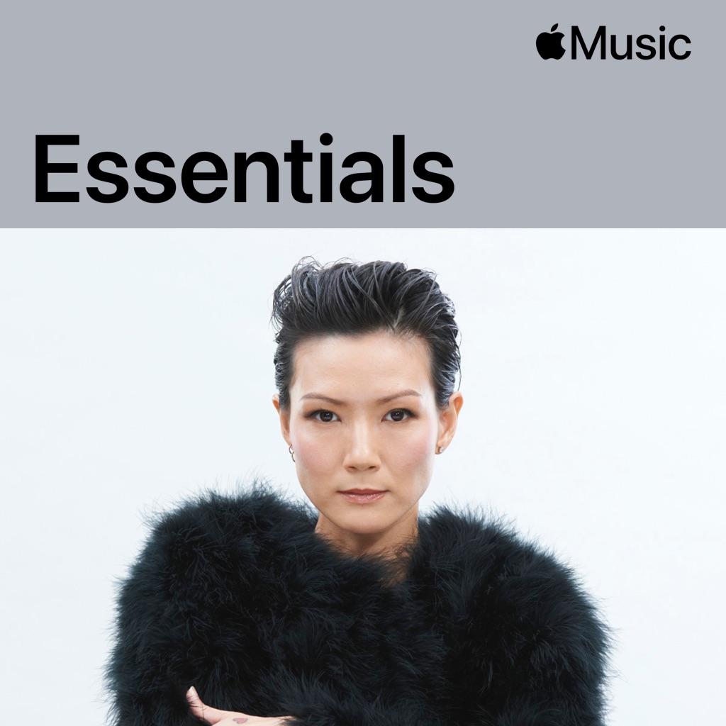 Candy Lo Essentials