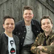 Listen to Dorfrocker, watch music videos, read bio, see tour dates & more!