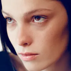 Listen to Lola Le Lann, watch music videos, read bio, see tour dates & more!