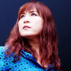 聆聽 くるま英子、觀看音樂影片、閱讀小傳、查看巡演日期等！