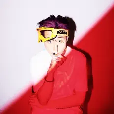 Dengarkan Youngboy Shui, tonton video musik, baca bio, lihat tanggal tur & lainnya!