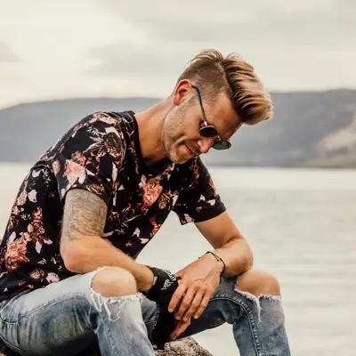 Listen to Andrew Allen, watch music videos, read bio, see tour dates & more!