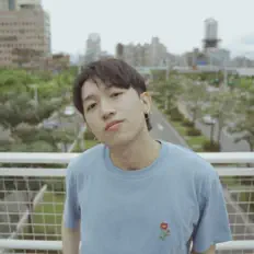 Listen to 徐和聖, watch music videos, read bio, see tour dates & more!