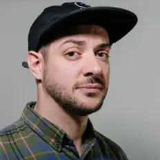 Poslechněte si interpreta Serum, sledujte hudební videa, přečtěte si životopis, podívejte se na data turné a další informace.