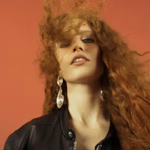 Jess Glynne