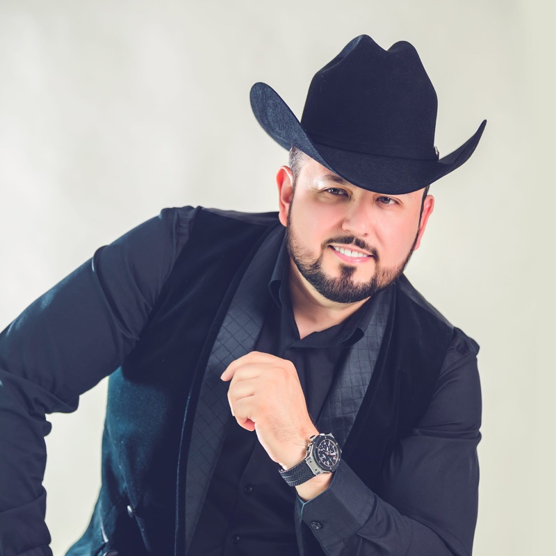 Song - Vale La Pena - Roberto Tapia