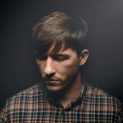 Listen to Miroslav Chrobak, watch music videos, read bio, see tour dates & more!