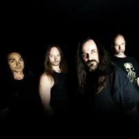 Ascolta undefined, guarda video musicali, leggi la biografia, vedi le date del tour & altro!