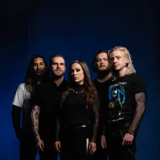 Drown This City dinle, müzik videolarını izle, biyografisini oku, tur tarihlerini ve daha fazlasını gör!