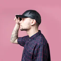 Listen to Unge Ferrari, watch music videos, read bio, see tour dates & more!