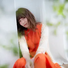 Yukanoを聴いたり、ミュージックビデオを鑑賞したり、経歴やツアー日程などを確認したりしましょう！