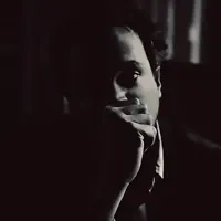 undefined dinle, müzik videolarını izle, biyografisini oku, tur tarihlerini ve daha fazlasını gör!