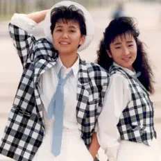 收听 芝麻&龙眼、观看音乐视频、阅读小传、查看巡演日期等 ！
