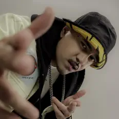 聆聽 Liquid Silva、觀看音樂影片、閱讀小傳、查看巡演日期等！