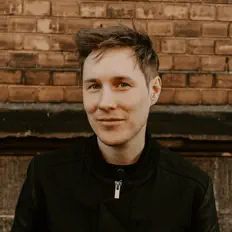 Escucha a Florian Franke, mira vídeos musicales, lee la biografía, consulta fechas de giras y mucho más.