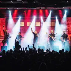 Listen to Los De Marras, watch music videos, read bio, see tour dates & more!