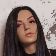 Escucha a Holod, mira videos musicales, lee su biografía, consulta las fechas de las gira y más.