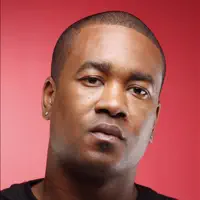 undefined सुनें, म्यूज़िक वीडियो देखें, बायो पढ़ें, दौरे की तारीखें और बहुत कुछ देखें!