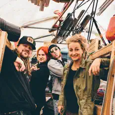 Listen to Québec Redneck Bluegrass Project, watch music videos, read bio, see tour dates & more!