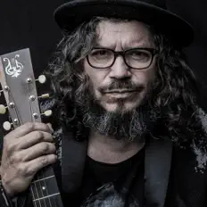 Listen to Raimundo Amador, watch music videos, read bio, see tour dates & more!