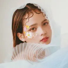 Putriを聴いたり、ミュージックビデオを鑑賞したり、経歴やツアー日程などを確認したりしましょう！