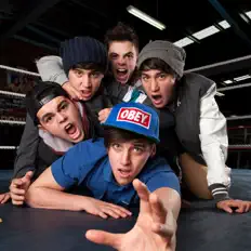 Escucha a The Janoskians, mira videos musicales, lee su biografía, consulta las fechas de las gira y más.