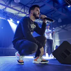 Escucha a Trace., mira vídeos musicales, lee la biografía, consulta fechas de giras y mucho más.