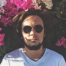 聆聽 Grizzlydor、觀看音樂影片、閱讀小傳、查看巡演日期等！