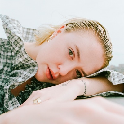 Listen to Chloe Kohanski, watch music videos, read bio, see tour dates & more!