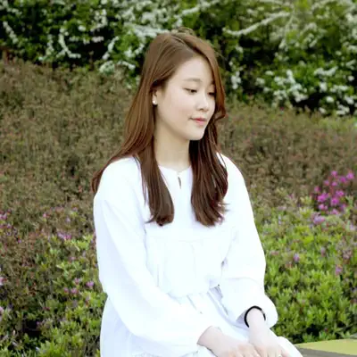 Listen to Kim Ye dalm, watch music videos, read bio, see tour dates & more!