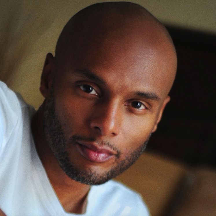 Фото Kenny Lattimore