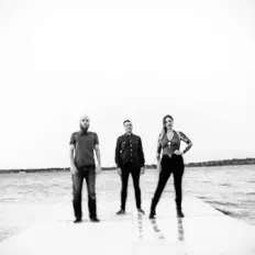 Listen to True Widow, watch music videos, read bio, see tour dates & more!