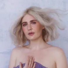 Morgan Kibbyを聴いたり、ミュージックビデオを鑑賞したり、経歴やツアー日程などを確認したりしましょう！